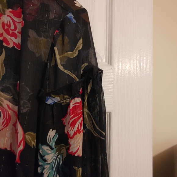 Joe fresh blouse - Picture 3 of 3